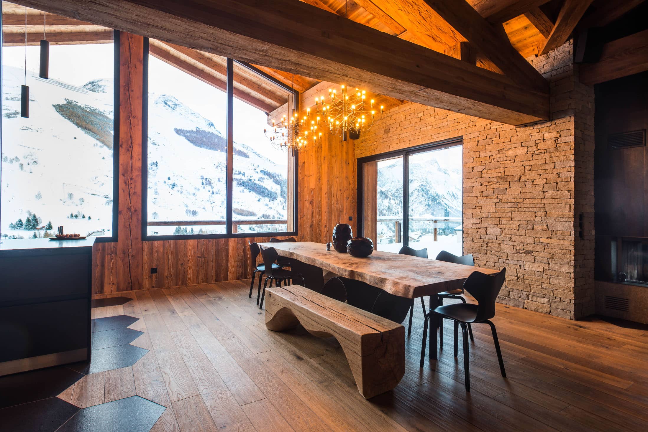 Image de la salle à manger du chalet des 2 Alpes